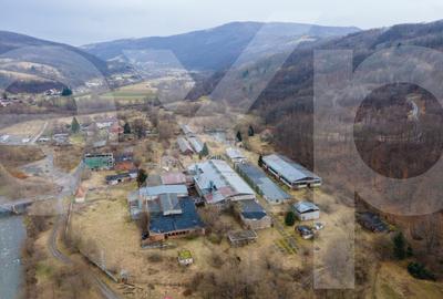 Spațiu industrial, de 5,000 mp, în Bucea - 8