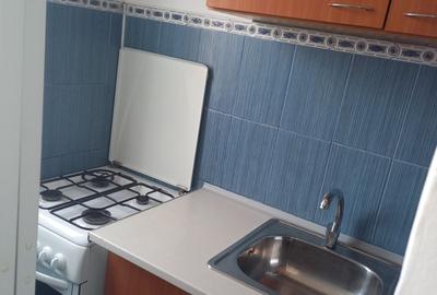 Garsonieră decomandată în CET - 1