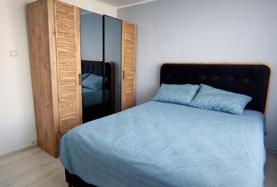 Apartament cu 2 camere decomandat în CET