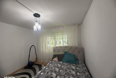 Apartament cu 2 camere semidecomandat în Craiovița Nouă