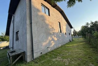 Casă cu 4 camere cu Teren 1600 Mp în Ciochina - 5