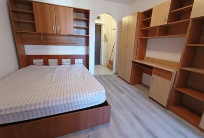 Garsonieră decomandată în Nicolina - 2