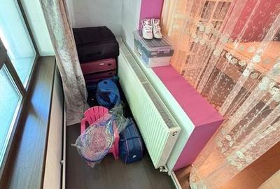 Apartament cu 3 camere decomandat în Berceni