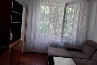 Apartament cu 2 camere decomandat în Drumul Taberei