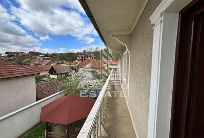 Casă individuală cu 12 camere cu Canalizare în Clocotici - 8