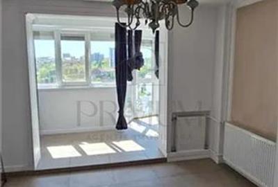Apartament cu 4 camere decomandat în Aradului