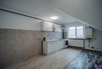 Apartament cu 3 camere decomandat, mobilat în Burdujeni - 2