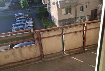 Apartament cu 2 camere decomandat în Central - 4