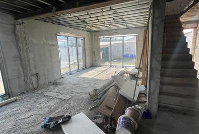Casă cu 4 camere în Săcălaz - 4
