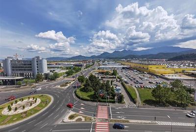 Apartament cu 2 camere decomandat, mobilat în Astra