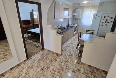 Apartament cu 3 camere decomandat în Mărăști