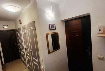 Apartament cu 3 camere semidecomandat în Central - 2