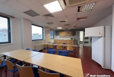 Birou, de 581.70001220703 mp, în Central - 6