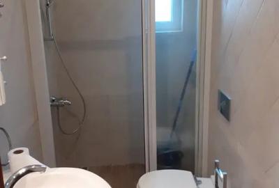 Apartament cu 3 camere decomandat în Dacia