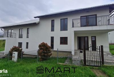 Casă cu 4 camere cu Teren 380 Mp în Central