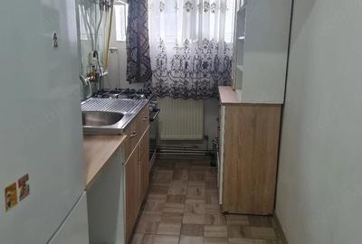 Apartament cu 2 camere semidecomandat în George Bacovia - 3