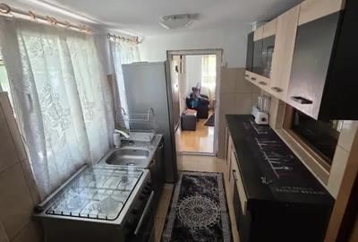 Casă cu 4 camere cu Teren 1400 Mp în Boldești - 3