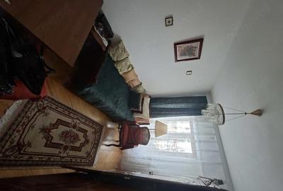 Apartament cu 4 camere decomandat în Central - 2