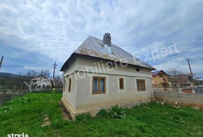 Casă cu 3 camere cu Teren 616 Mp în Curtea de Argeș