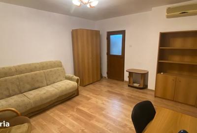 Garsonieră decomandată în Tineretului