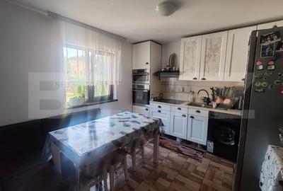Casă cu 5 camere cu Teren 1100 Mp în Central