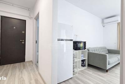 Apartament cu 2 camere decomandat, mobilat în Central
