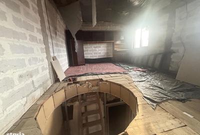 Casă cu 3 camere cu Teren 122 Mp în Central