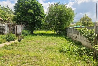 Casă cu Teren 900 Mp în Central - 2