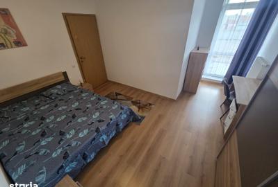 Apartament cu 4 camere semidecomandat în Central - 12