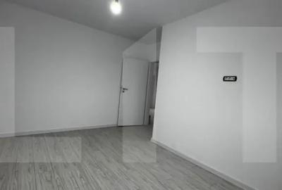 Casă cu 4 camere cu Teren 328 Mp în Peciu Nou - 6