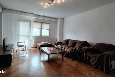 Apartament cu 3 camere în Basarab