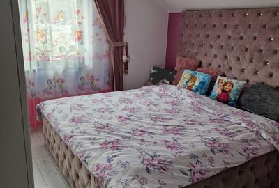 Casă cu 3 camere cu Teren 1200 Mp în Exterior Vest - 1