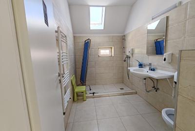Apartament cu 3 camere semidecomandat în Central - 10