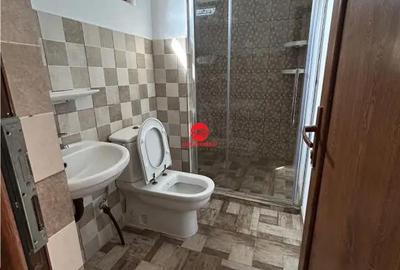 Casă cu 3 camere cu Teren 555 Mp în Eforie - 9