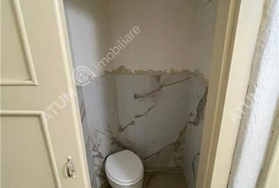 Apartament cu 4 camere decomandat în Central - 22