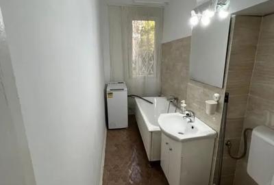 Garsonieră decomandată în Brâncoveanu