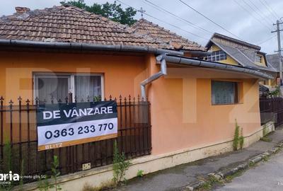 Casă cu 3 camere cu Teren 342 Mp în Central
