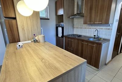 Casă cu 4 camere în Central - 2