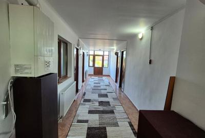 Casă cu 4 camere în Slobozia - 2
