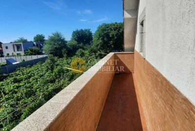 Casă individuală cu 8 camere cu Canalizare în Dancu - 10