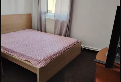 Casă cu 3 camere în Berceni