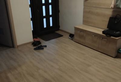 Casă cu 5 camere cu Teren 468 Mp în Lazu - 2