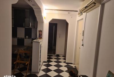 Apartament cu 2 camere decomandat, mobilat în Central