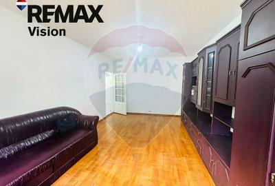 Apartament cu 3 camere decomandat, mobilat în 1 Mai