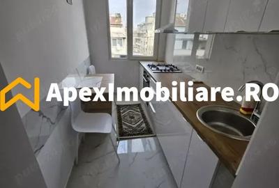 Apartament cu 2 camere semidecomandat în Centrul Civic