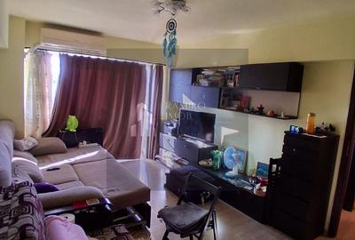 Apartament cu 3 camere semidecomandat în Gorjului - 12