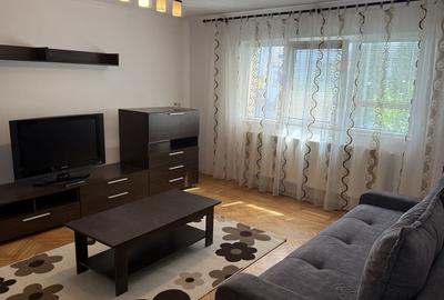 Apartament cu 3 camere decomandat în Central - 1