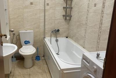 Garsonieră în Roșu