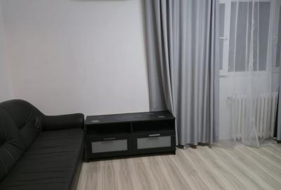 Apartament cu 3 camere decomandat în Dristor
