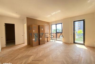 Apartament cu 3 camere semidecomandat în Între Lacuri